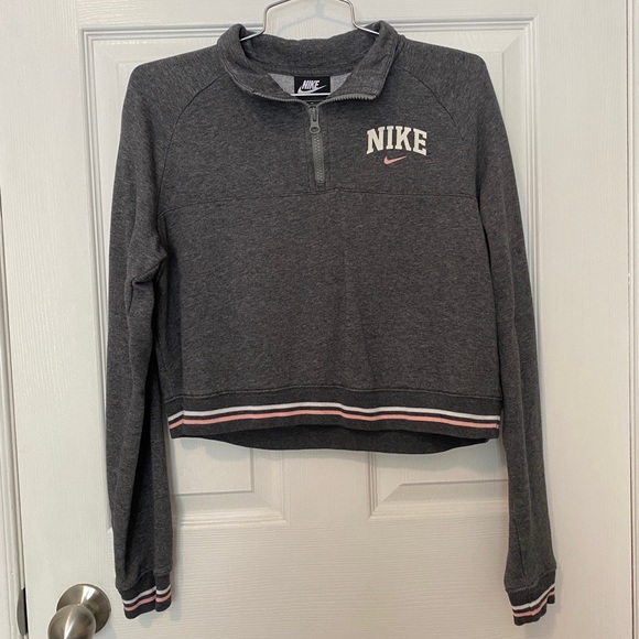 NIKE Cropped 1/4 Zip Sweater - Picture 1 of 5